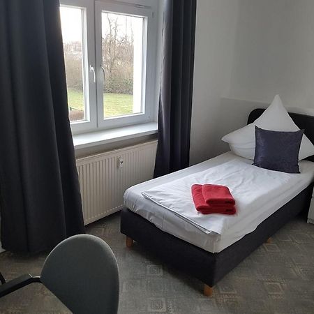 Wohnen Auf Zeit Nahe Leipziger Messe Hostel ภายนอก รูปภาพ