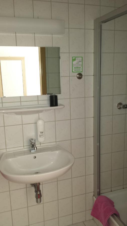 Wohnen Auf Zeit Nahe Leipziger Messe Hostel ภายนอก รูปภาพ