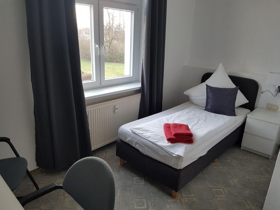 Wohnen Auf Zeit Nahe Leipziger Messe Hostel ภายนอก รูปภาพ