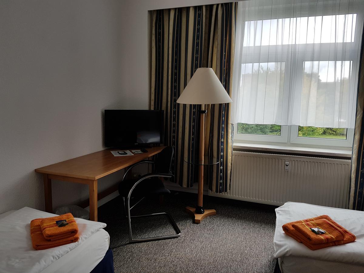 Wohnen Auf Zeit Nahe Leipziger Messe Hostel ภายนอก รูปภาพ