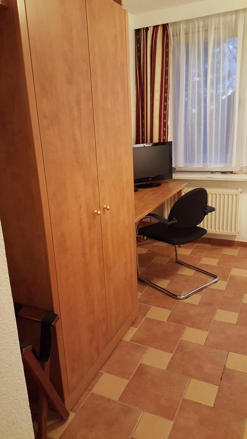Wohnen Auf Zeit Nahe Leipziger Messe Hostel ภายนอก รูปภาพ