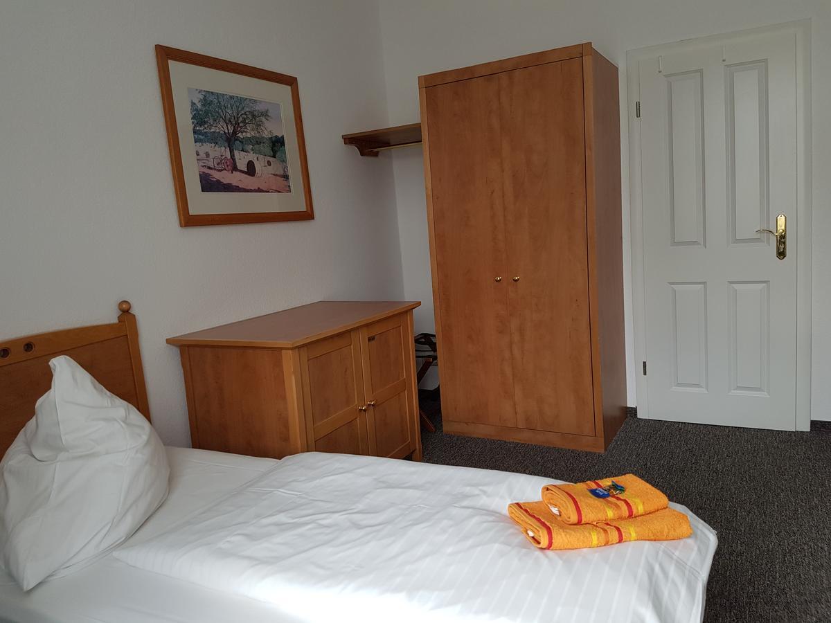 Wohnen Auf Zeit Nahe Leipziger Messe Hostel ภายนอก รูปภาพ